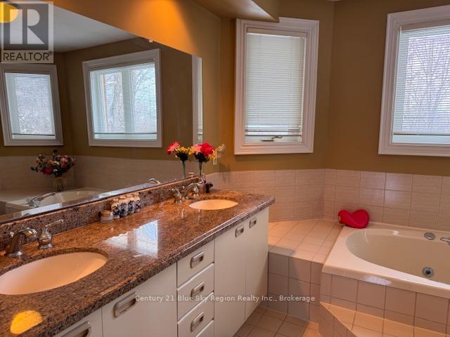 29 Robinhood Court, North Bay, Ontario  P1C 1L3 - Photo 20 - X12796676