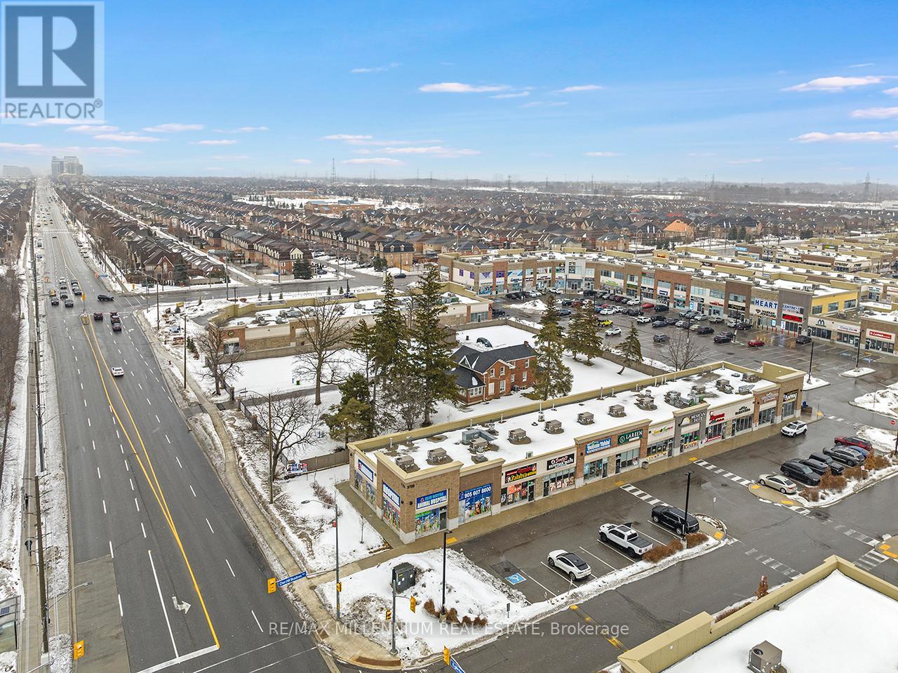 #62 - 3700 Eglinton Avenue, Mississauga, Ontario  L5M 2R9 - Photo 2 - W12813768