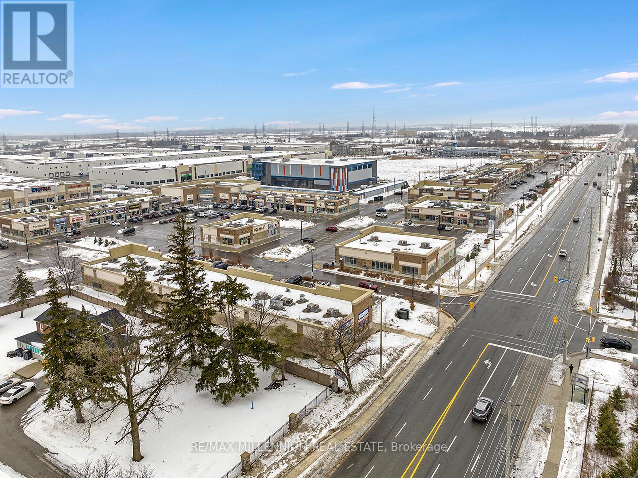 #62 - 3700 Eglinton Avenue, Mississauga, Ontario  L5M 2R9 - Photo 3 - W12813768