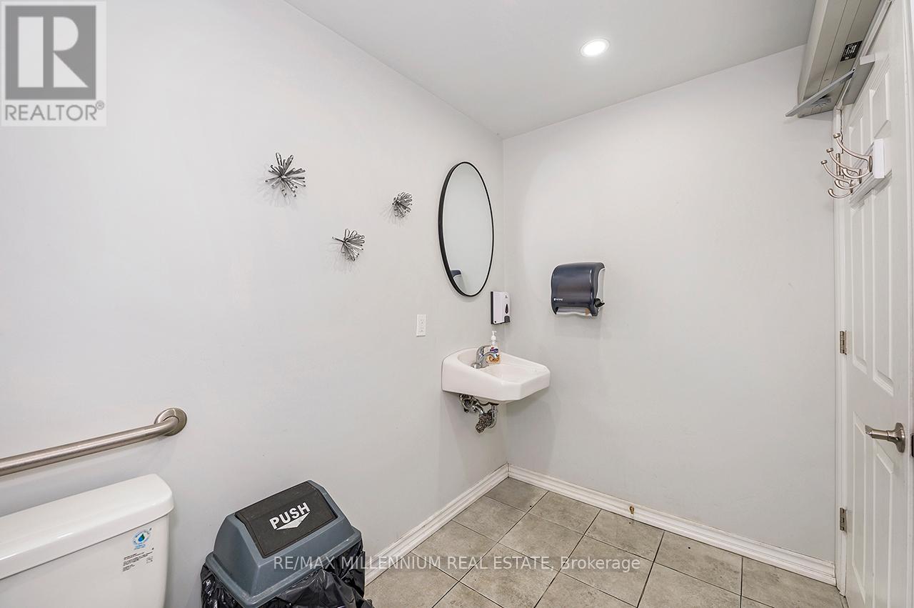 #62 - 3700 Eglinton Avenue, Mississauga, Ontario  L5M 2R9 - Photo 30 - W12813768