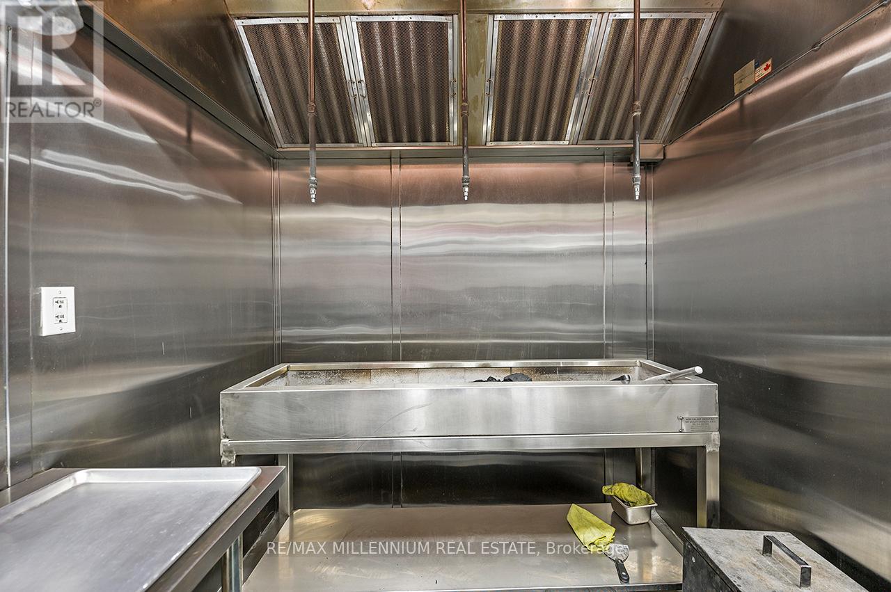 #62 - 3700 Eglinton Avenue, Mississauga, Ontario  L5M 2R9 - Photo 33 - W12813768