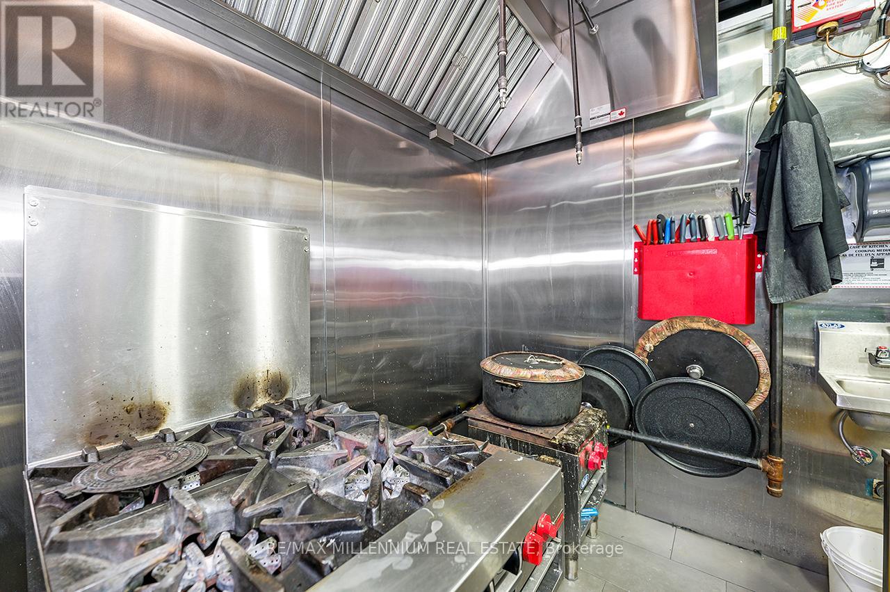 #62 - 3700 Eglinton Avenue, Mississauga, Ontario  L5M 2R9 - Photo 35 - W12813768