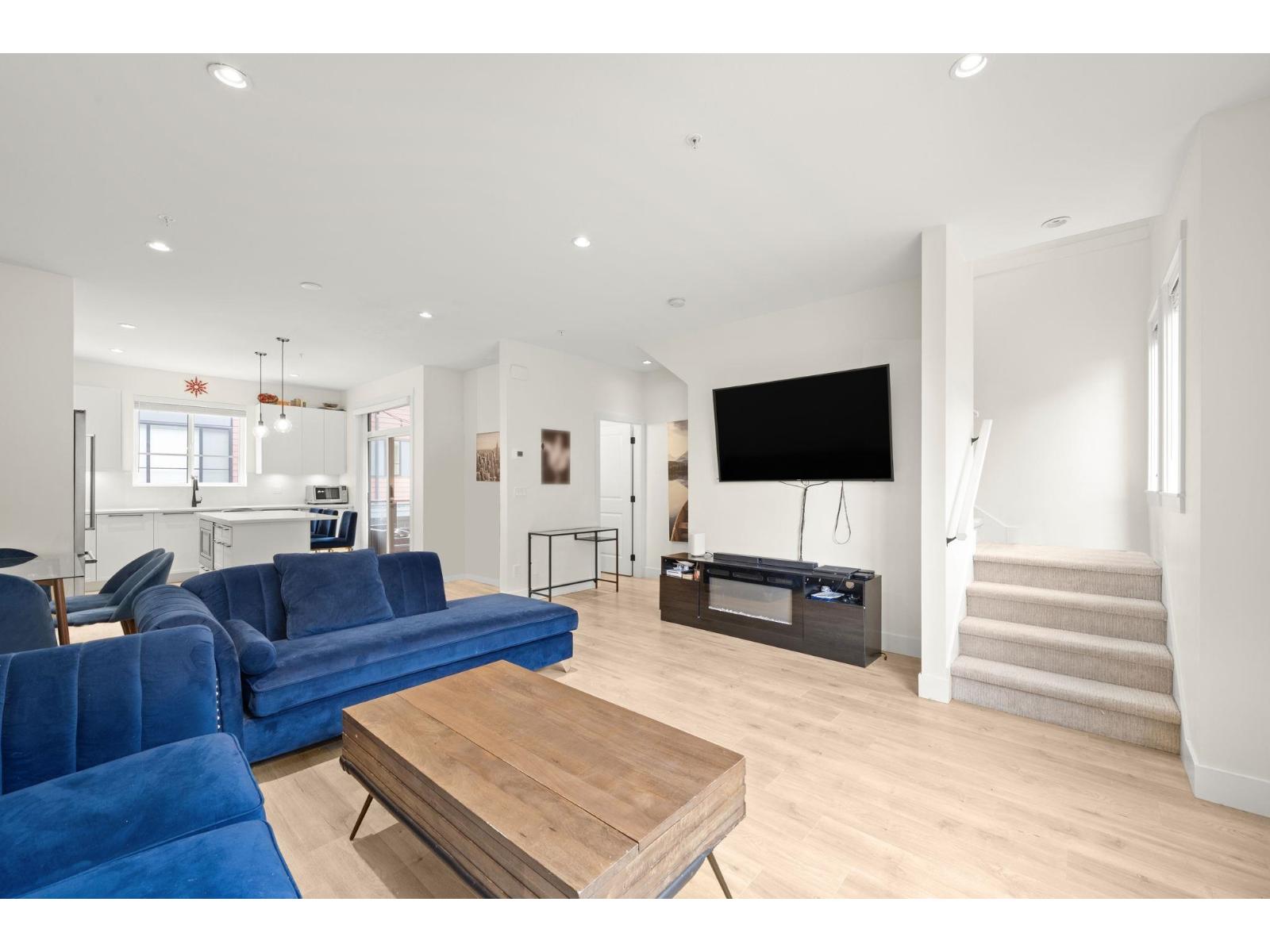 37 19897 75A AVENUE, Langley, British Columbia