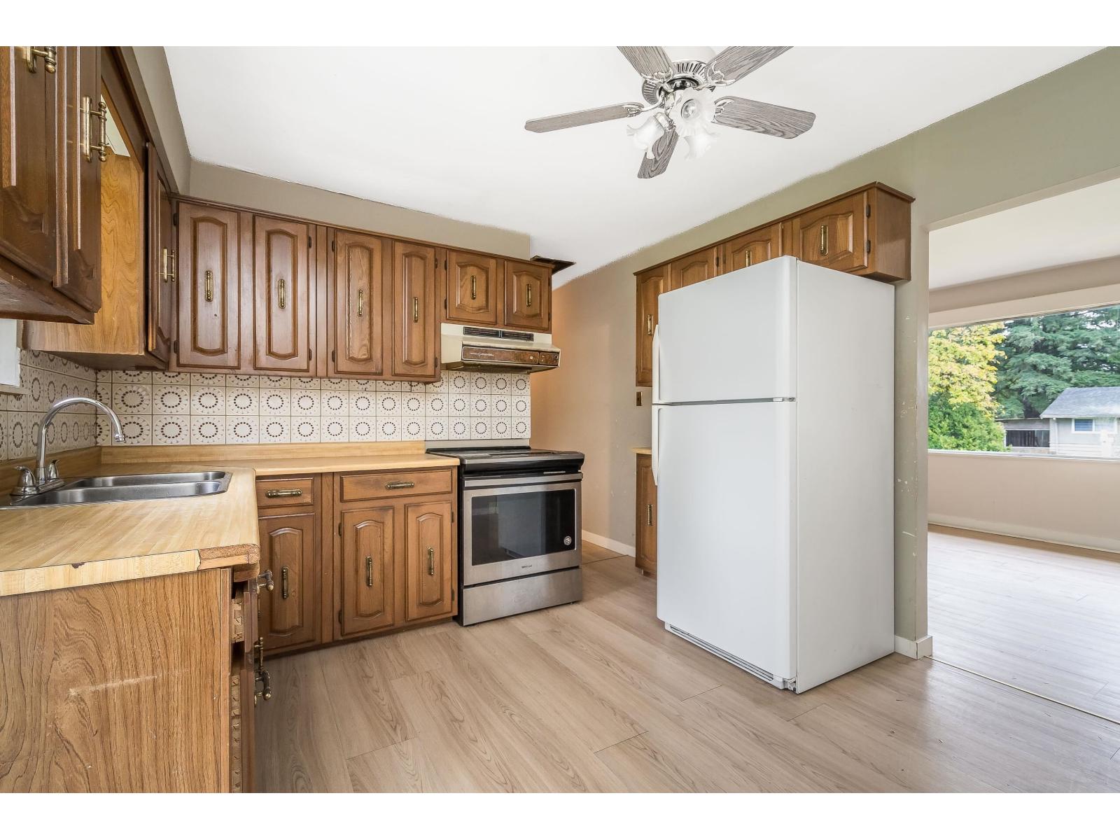 10331 155a Street, Surrey, British Columbia  V3R 4K4 - Photo 15 - R3092794