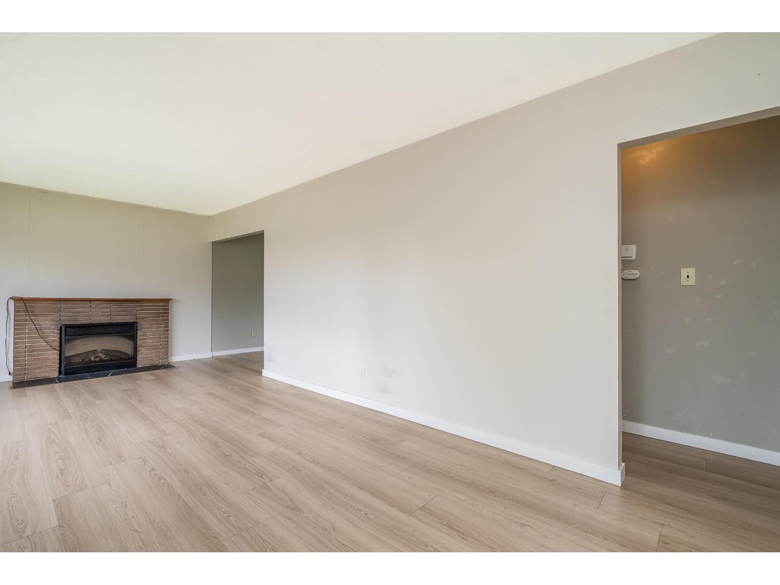 10331 155a Street, Surrey, British Columbia  V3R 4K4 - Photo 7 - R3092794