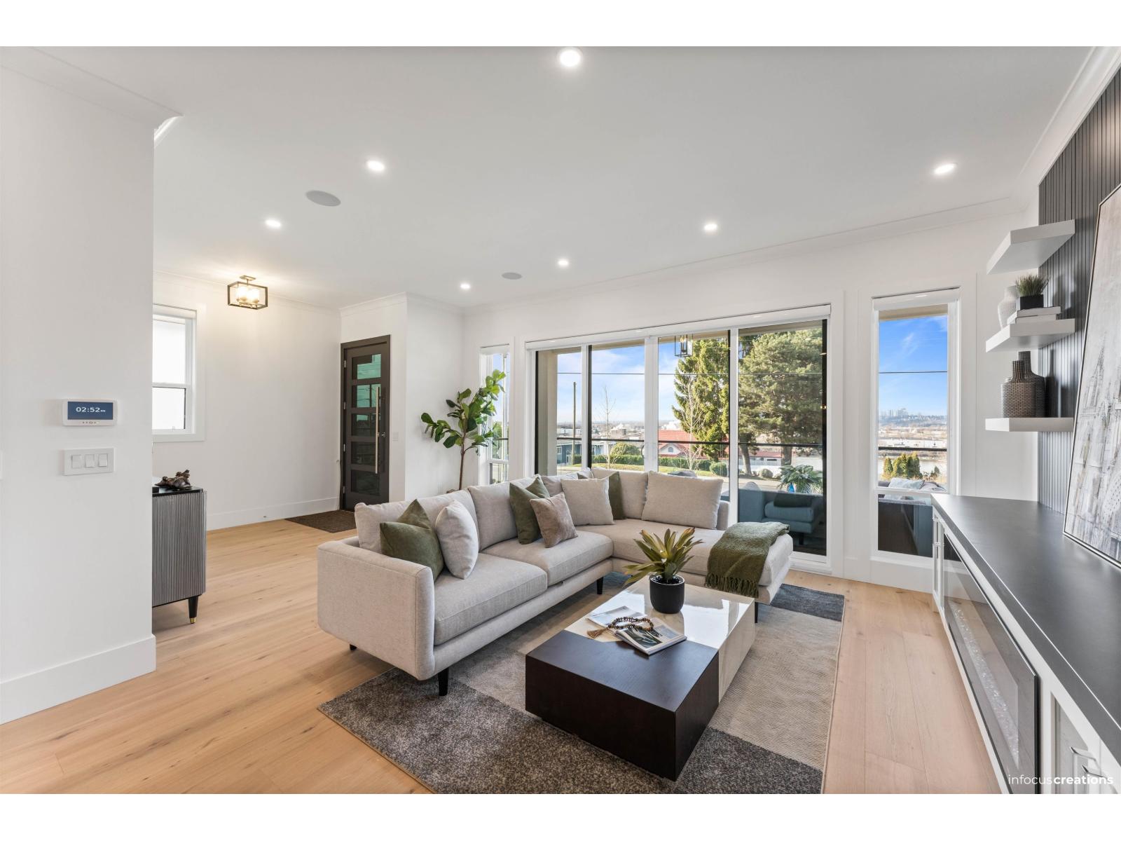 10634 River Road, Delta, British Columbia  V4C 2R7 - Photo 12 - R3092412