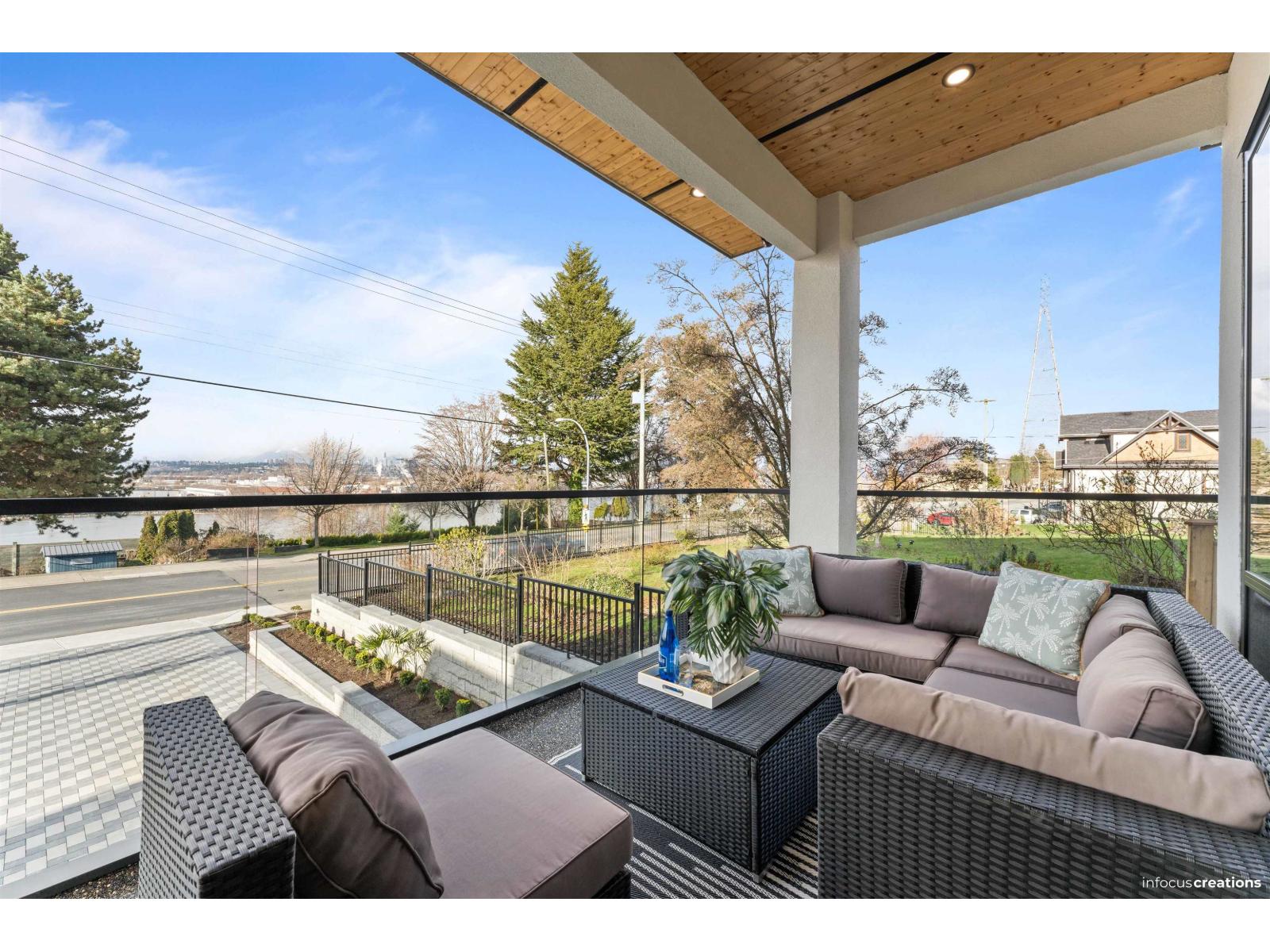 10634 River Road, Delta, British Columbia  V4C 2R7 - Photo 4 - R3092412