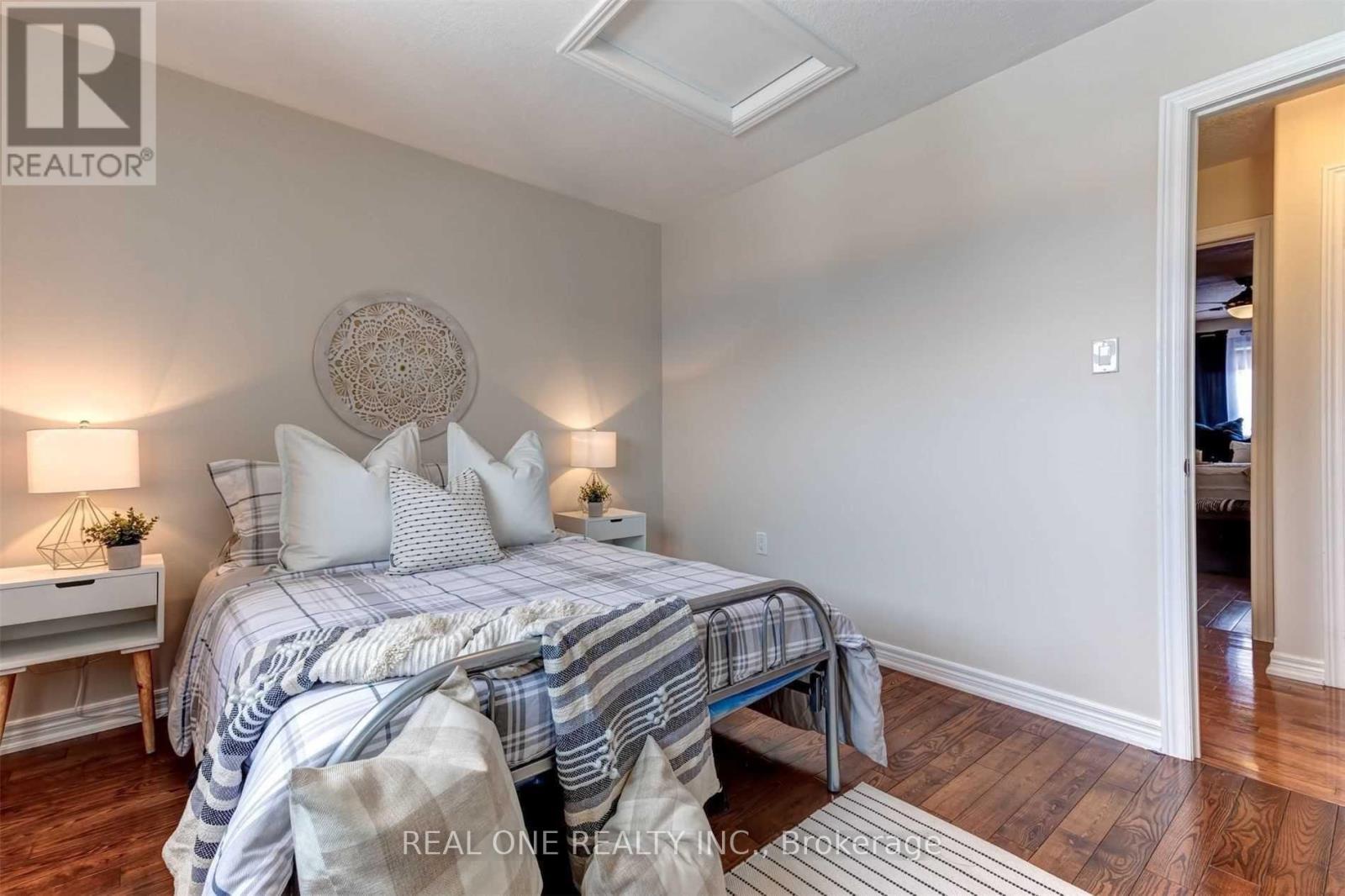 55 Sweetnam Drive, Kawartha Lakes, Ontario  K9V 0A7 - Photo 21 - X12813746