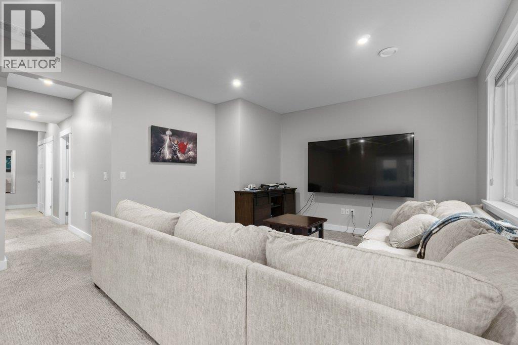 1320 24 Street Se, Salmon Arm, British Columbia  V1E 0E3 - Photo 46 - 10367521