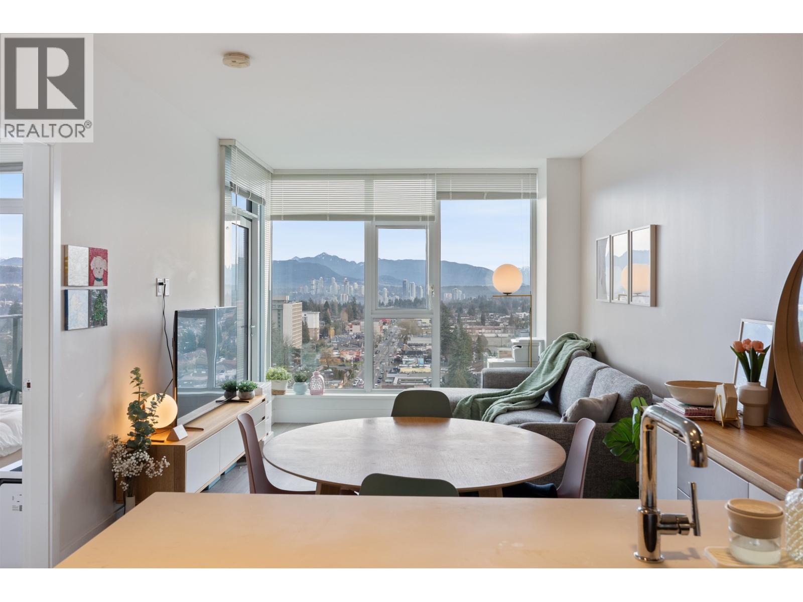 2106 7303 Noble Lane, Burnaby, British Columbia  V3N 0H2 - Photo 11 - R3092396