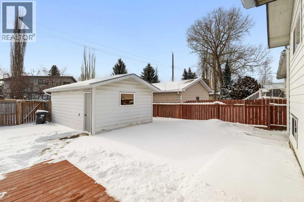 236 Silverview Way Nw, Calgary, Alberta  T3B 3K3 - Photo 39 - A2285156