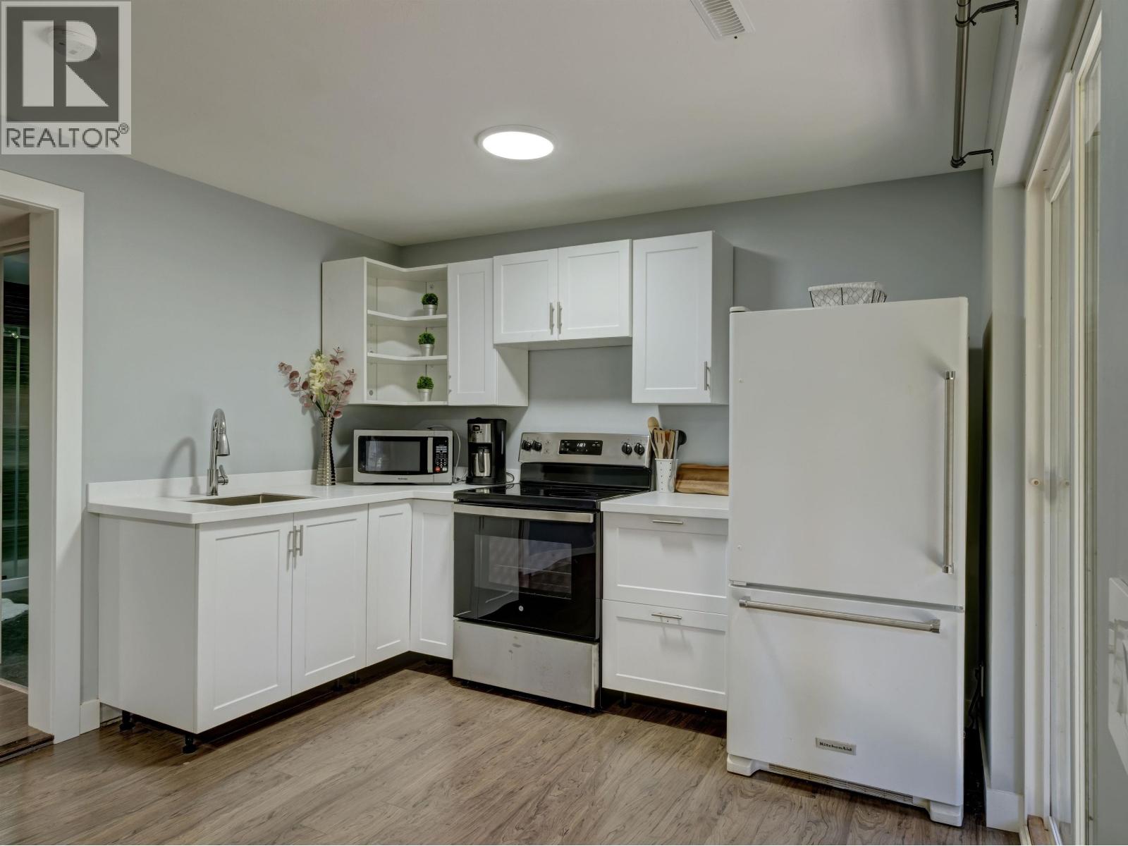 7629 Redrooffs Road, Halfmoon Bay, British Columbia  V7Z 1C4 - Photo 33 - R3092618