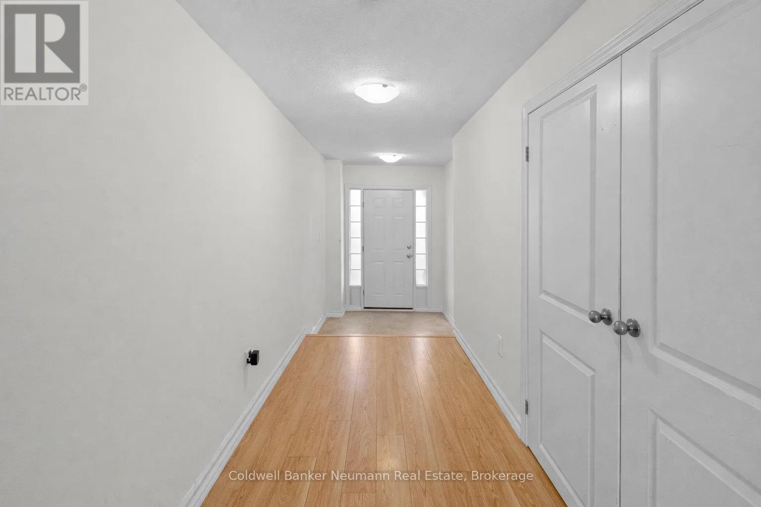 43 - 88 Decorso Drive, Guelph (Kortright East), Ontario  N1L 0A1 - Photo 2 - X12813782