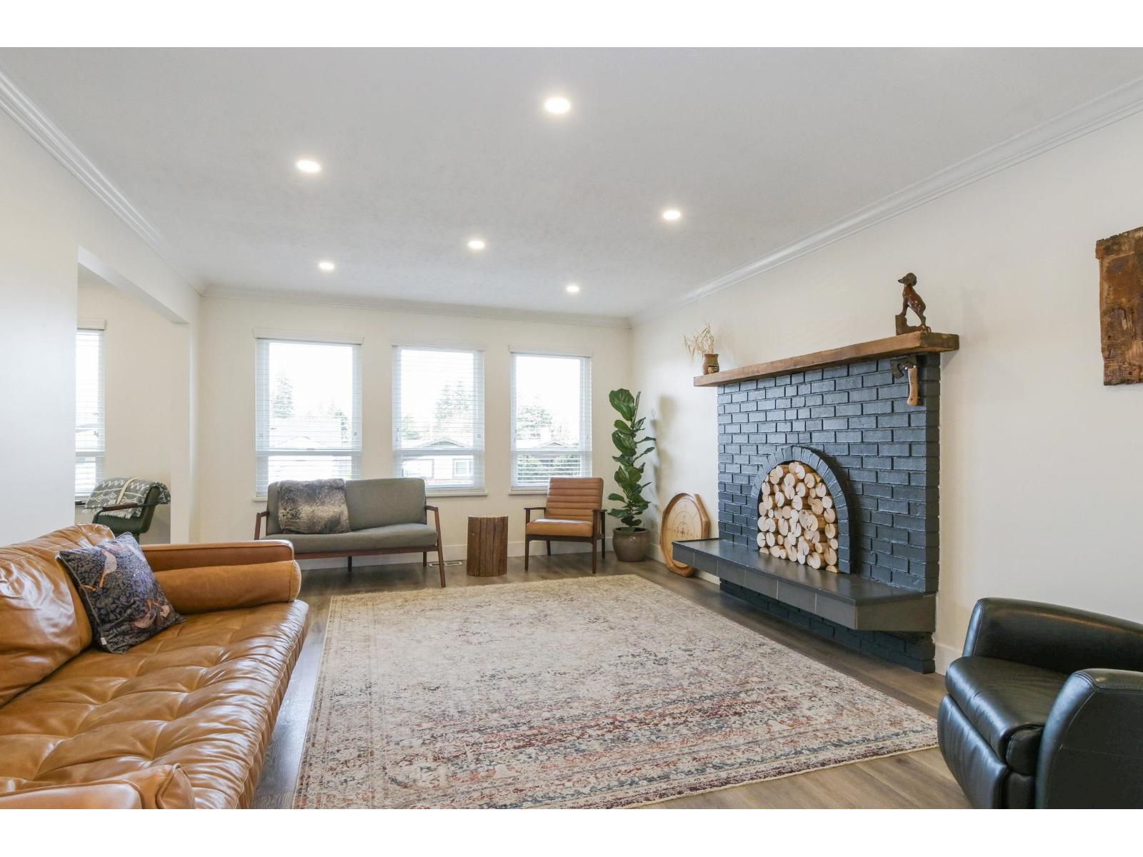 3674 Nicomen Place, Abbotsford, British Columbia  V3G 1J1 - Photo 5 - R3092288