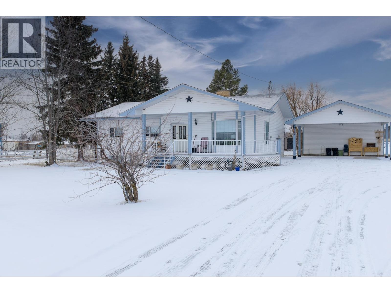3525 NORTHSIDE ROAD, Vanderhoof, British Columbia
