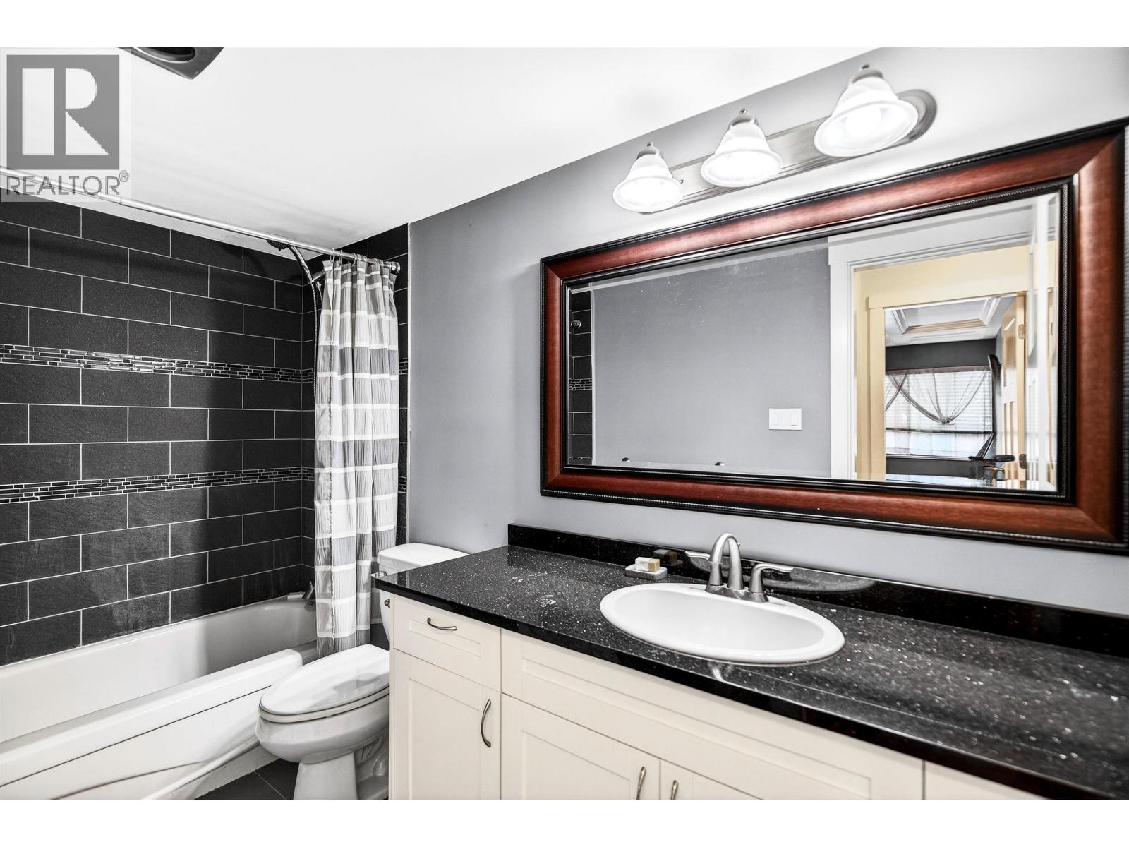 208 11957 223 Street, Maple Ridge, British Columbia  V2X 5Y4 - Photo 13 - R3092604