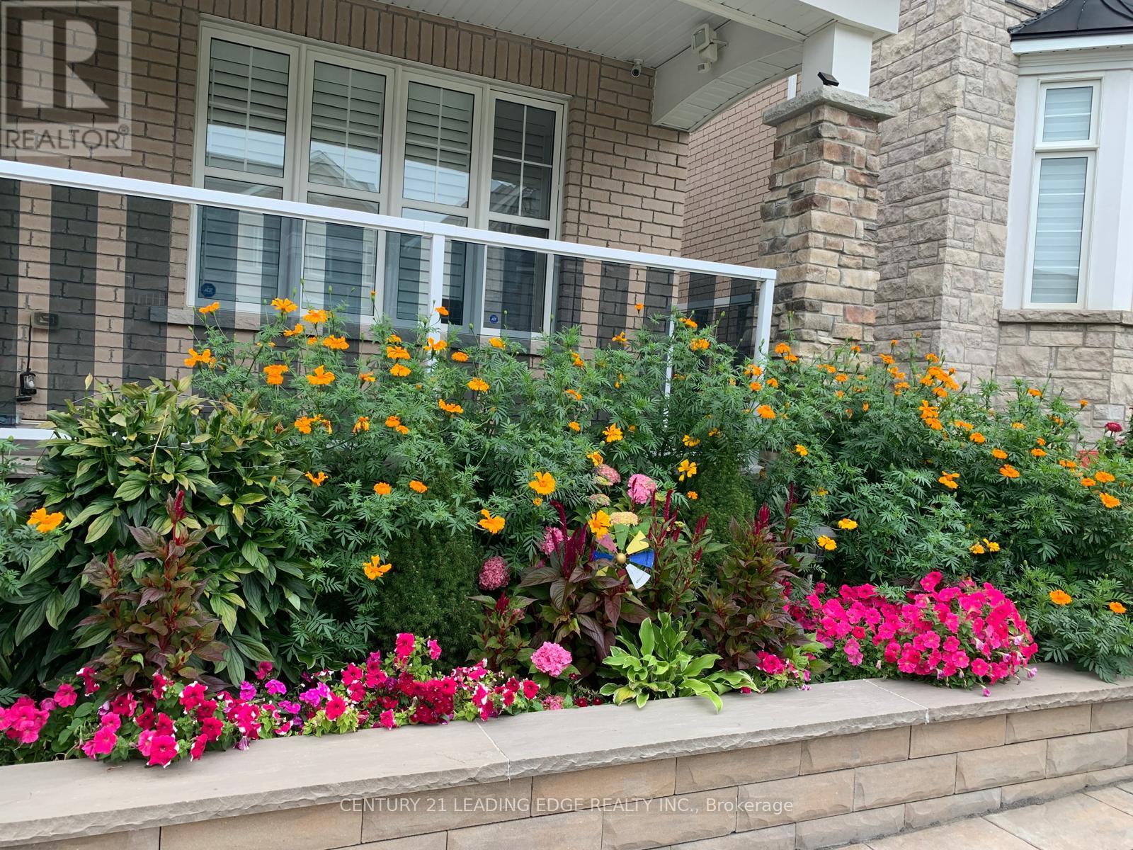 66 Degraaf Crescent, Aurora, Ontario  L4G 0X3 - Photo 47 - N12812080