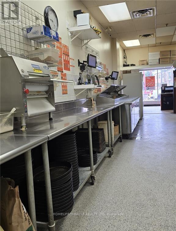 B14 - 900 ALBION ROAD, Toronto, Ontario