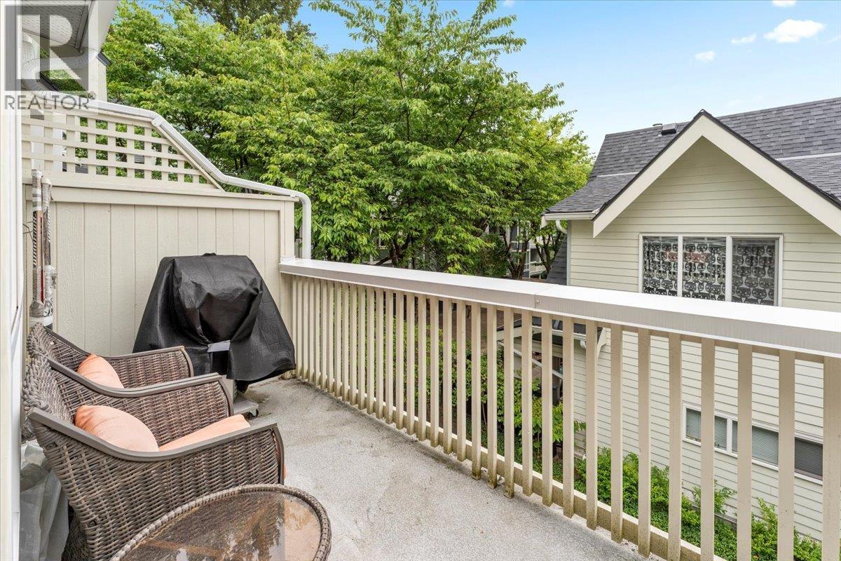 6878 Village Green, Burnaby, British Columbia  V5E 4K9 - Photo 20 - R3092809