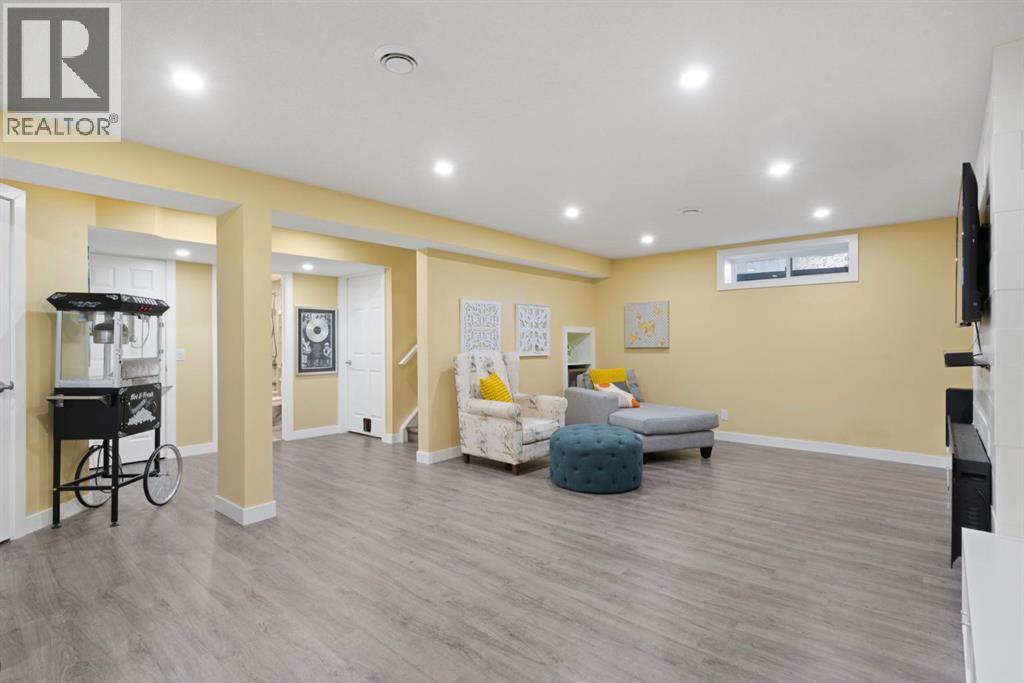 27 Gleneagles Terrace, Cochrane, Alberta  T4C 1W4 - Photo 35 - A2271152