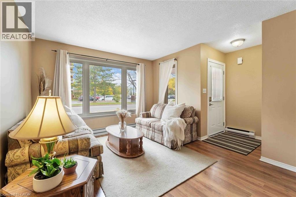 35 Nova Crescent Unit# 7, Welland, Ontario  L3C 6P8 - Photo 3 - 40788199