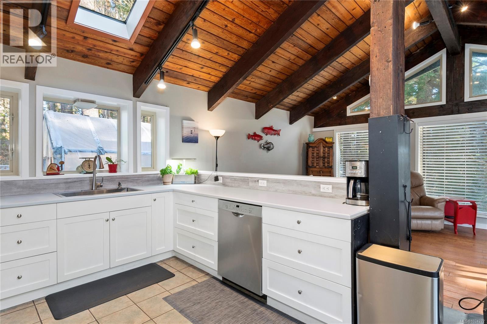 2404 Glenmore Rd, Campbell River, British Columbia  V9H 1C9 - Photo 13 - 1024272