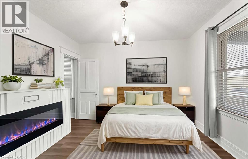 22 Bertram Street, St. Catharines, Ontario  L2R 1A8 - Photo 10 - 40806208