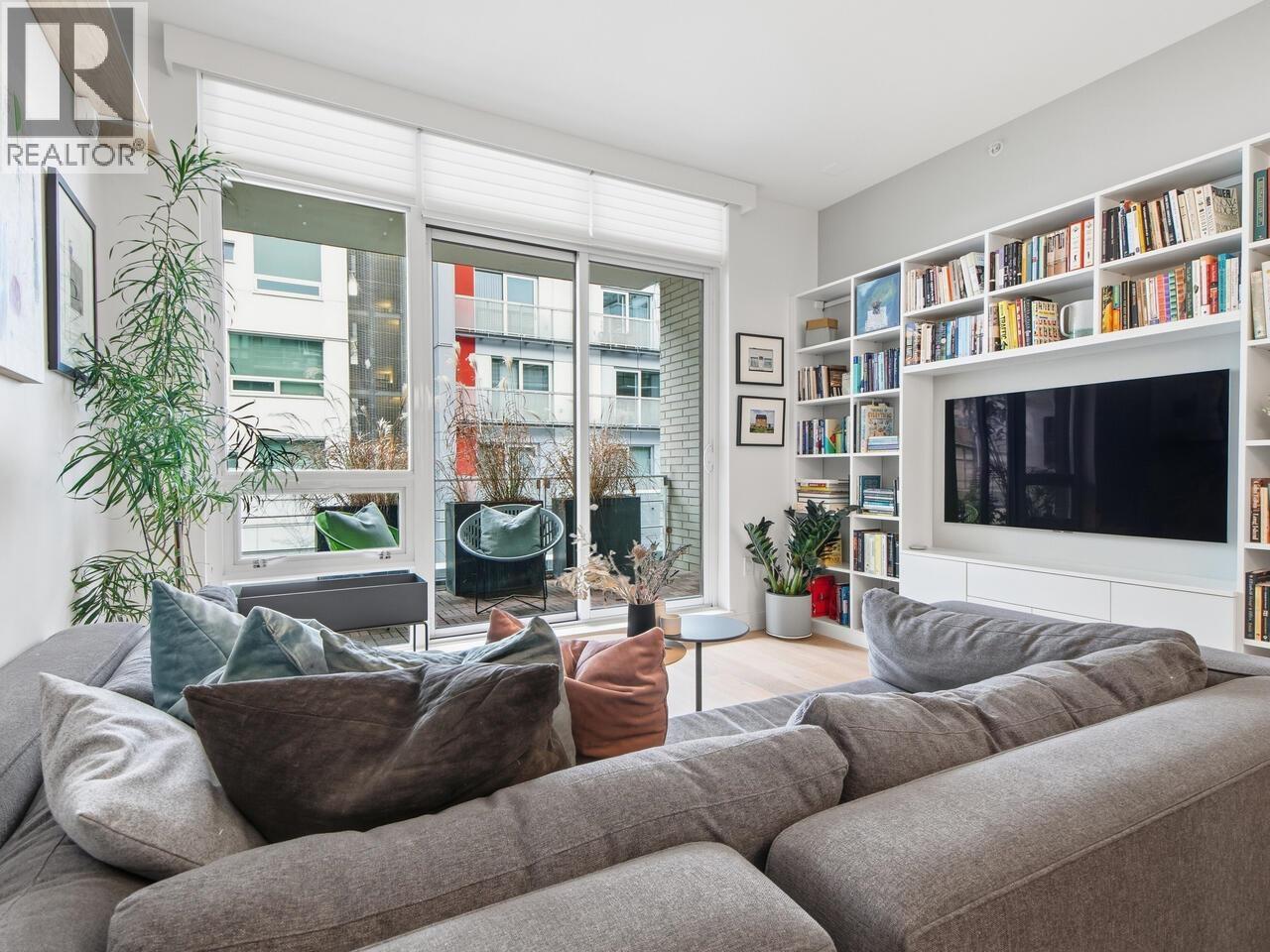 313 77 Walter Hardwick Avenue, Vancouver, British Columbia  V5Y 0C8 - Photo 10 - R3091829