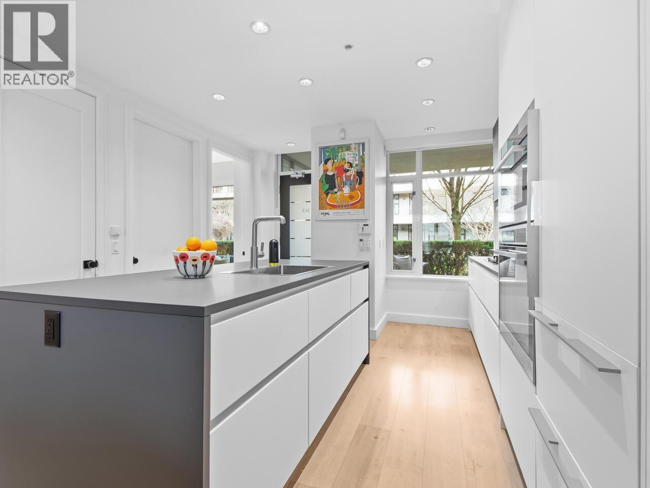 313 77 Walter Hardwick Avenue, Vancouver, British Columbia  V5Y 0C8 - Photo 3 - R3091829