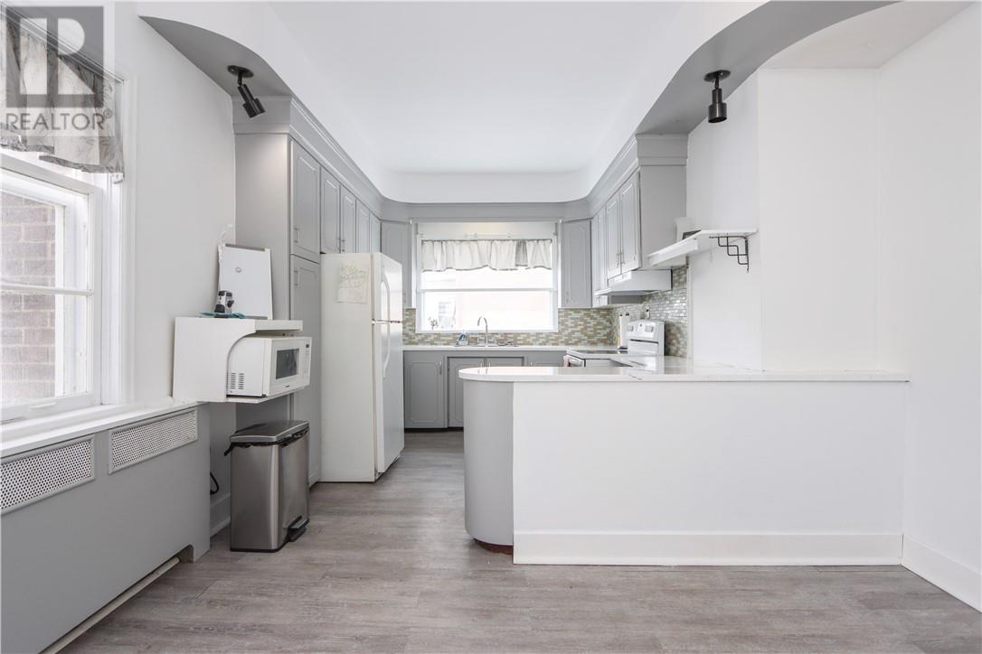 14 Domenico Street, Copper Cliff, Ontario  P0M 1N0 - Photo 3 - 2126525