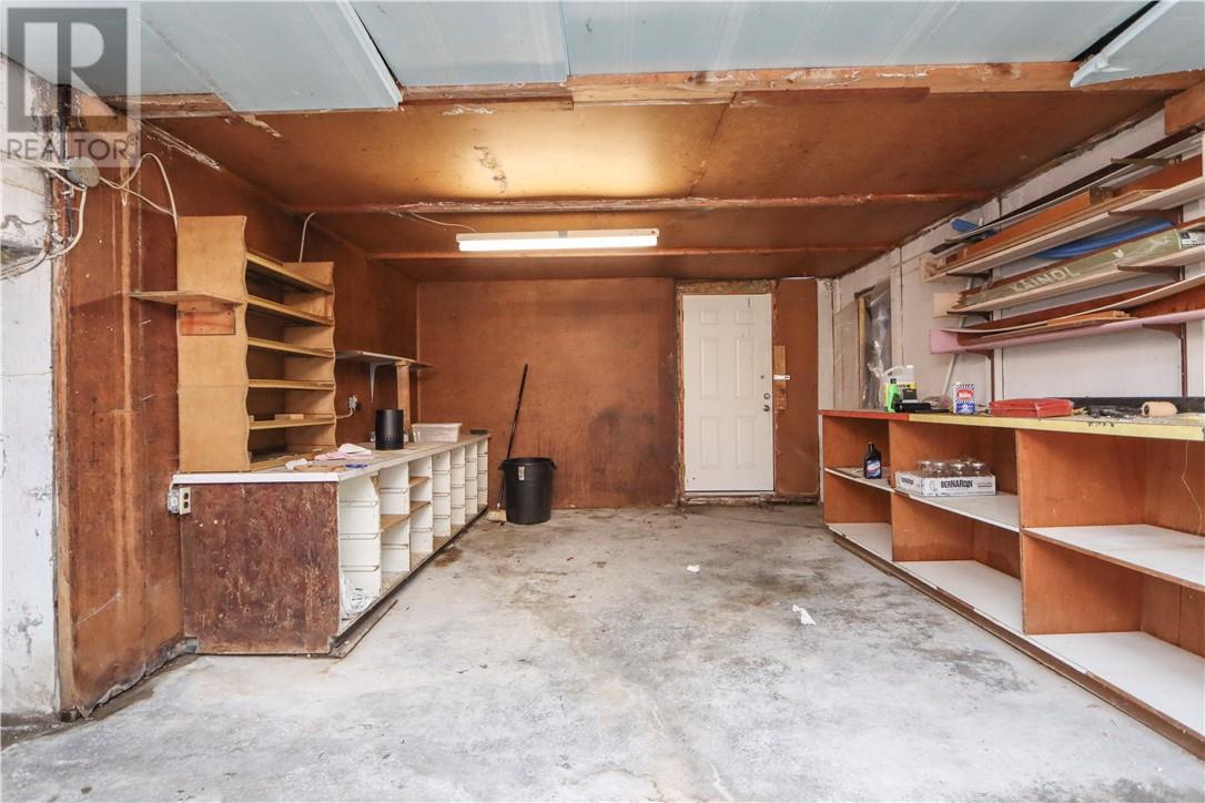 14 Domenico Street, Copper Cliff, Ontario  P0M 1N0 - Photo 54 - 2126525