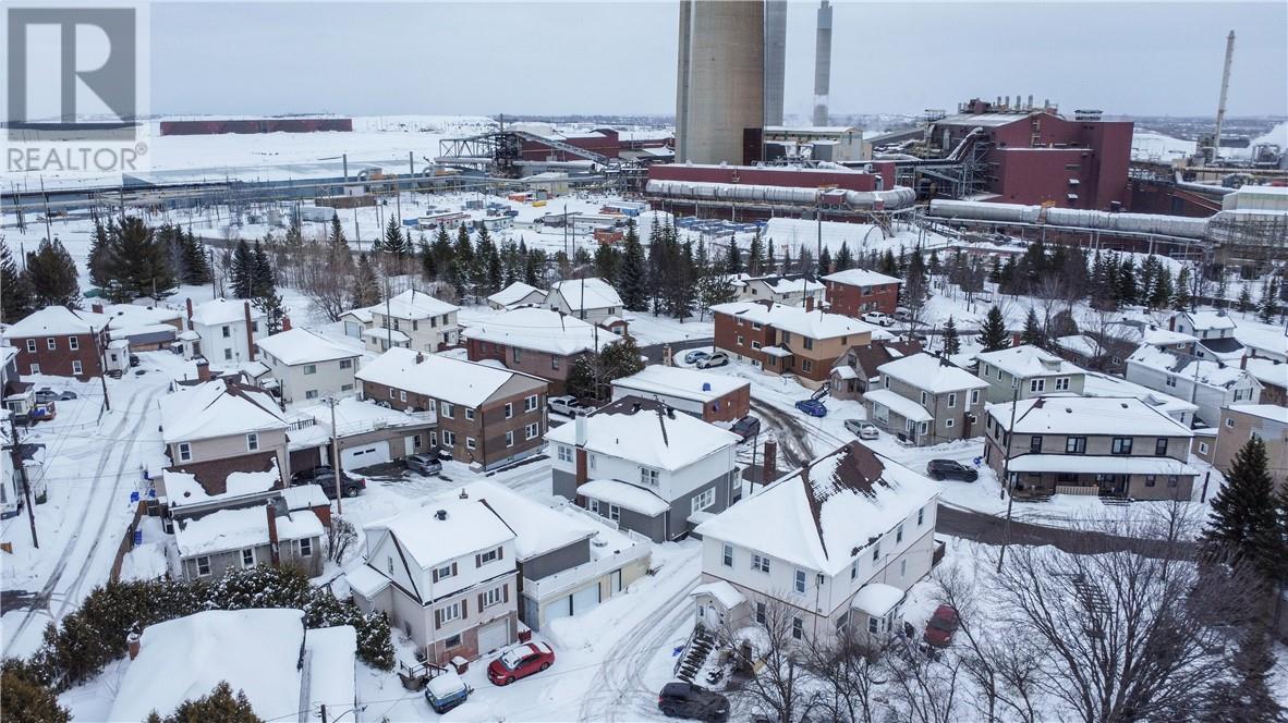 14 Domenico Street, Copper Cliff, Ontario  P0M 1N0 - Photo 72 - 2126525