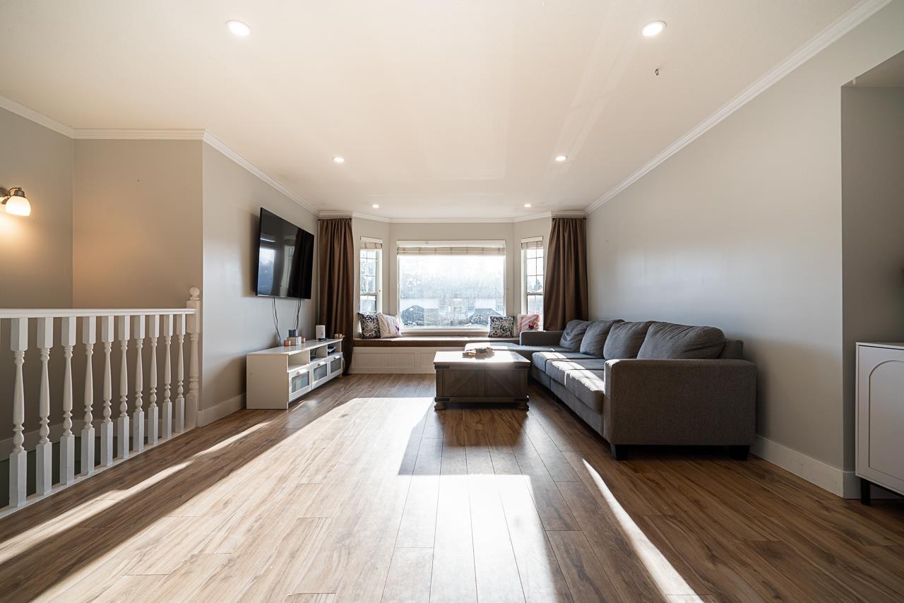 8455 Cade Barr Street, Mission, British Columbia  V2V 7K4 - Photo 8 - R3092877