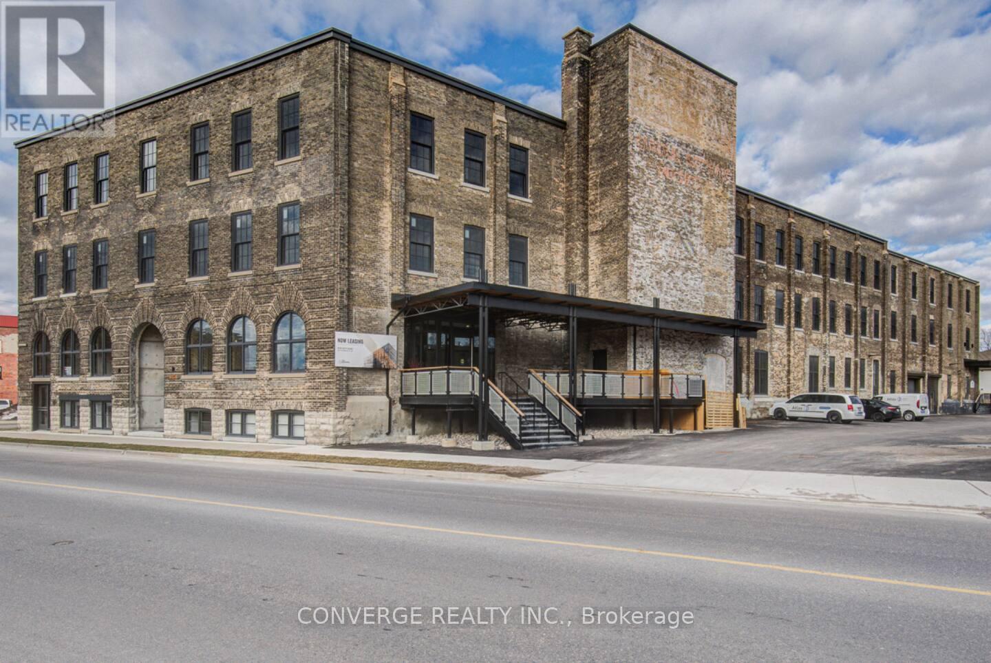 206 - 245 Downie Street, Stratford, Ontario  N5A 1X5 - Photo 2 - X12813772