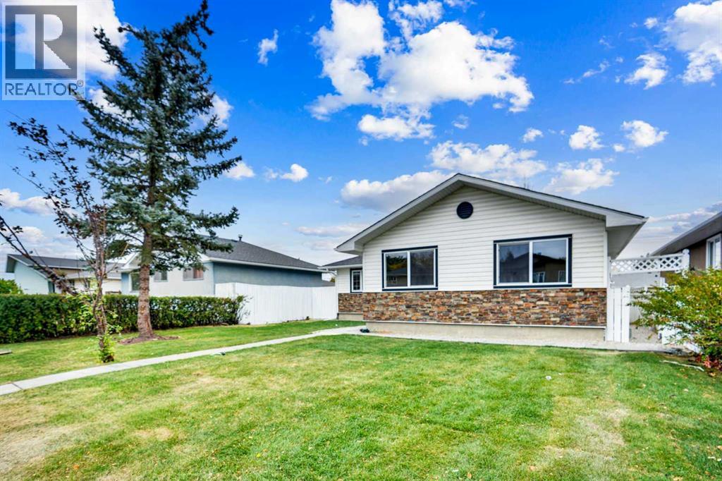 6116 Buckthorn Road Nw, Calgary, Alberta  T2K 2Z1 - Photo 47 - A2276769