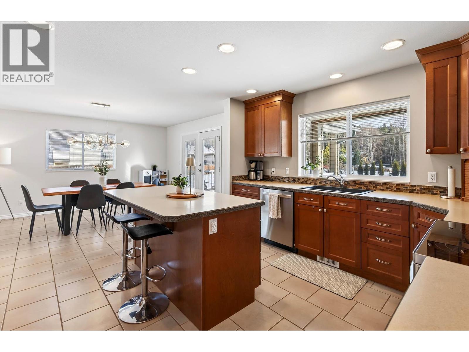 370 Wyndhaven Place, Clearwater, British Columbia  V0E 1N1 - Photo 5 - 10374509