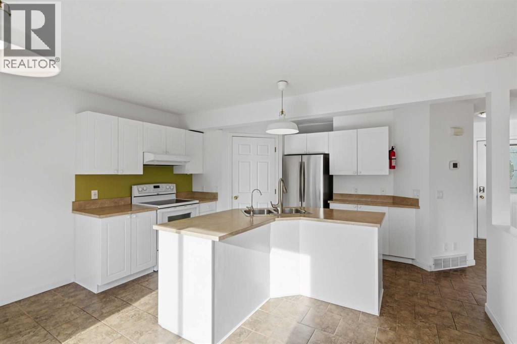 1721 Douglas Glen Grove Se, Calgary, Alberta  T2Z 3A5 - Photo 19 - A2283850