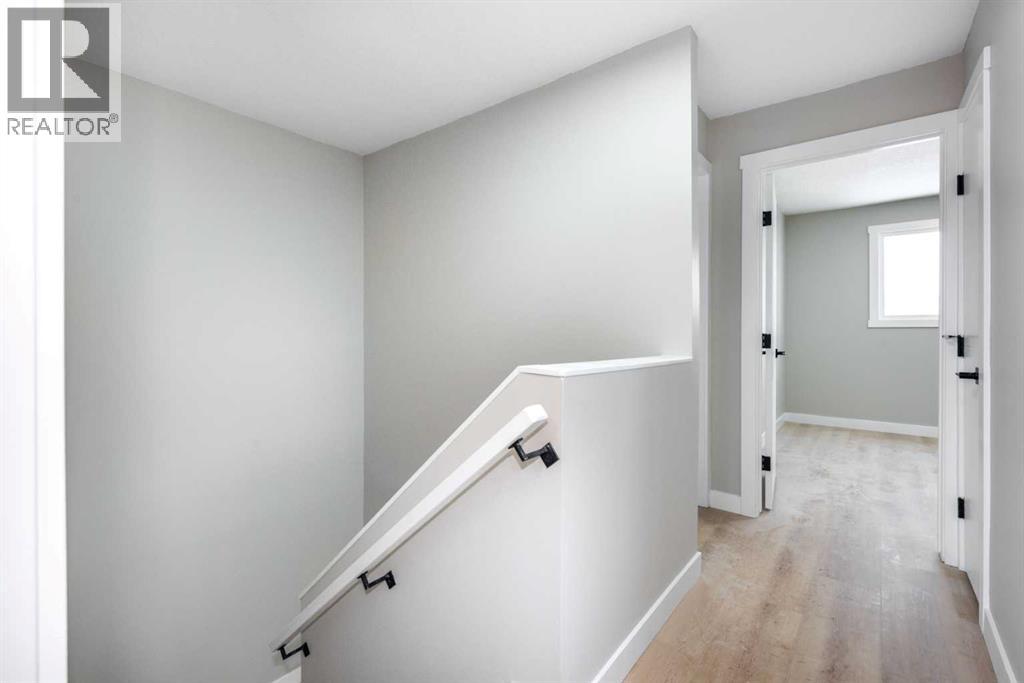 7616 27 Street Se, Calgary, Alberta  T2C 1E7 - Photo 10 - A2284734