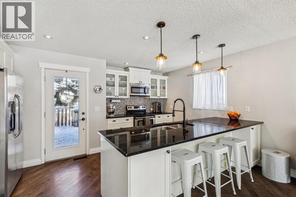 79 Riverglen Way Se, Calgary, Alberta  T2C 3H9 - Photo 3 - A2287570