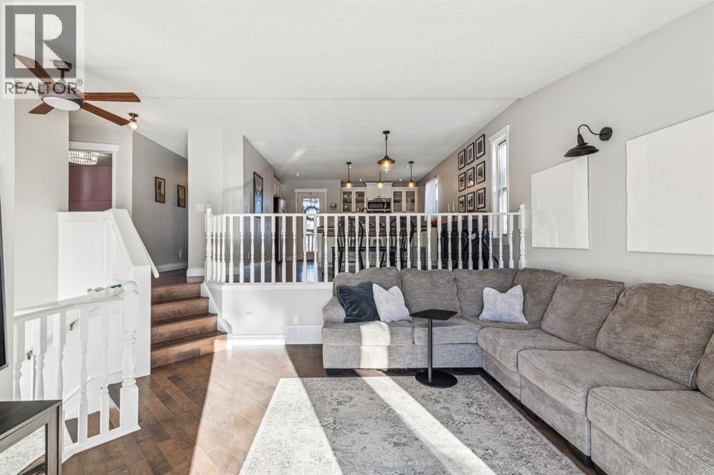 79 Riverglen Way Se, Calgary, Alberta  T2C 3H9 - Photo 7 - A2287570