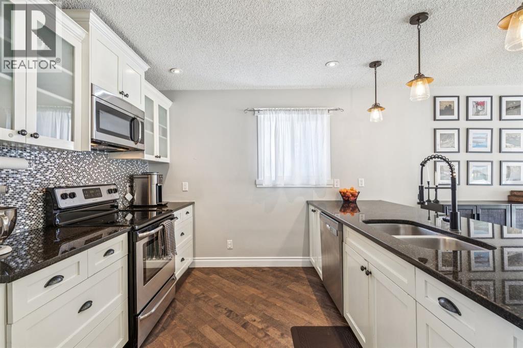 79 Riverglen Way Se, Calgary, Alberta  T2C 3H9 - Photo 13 - A2287570