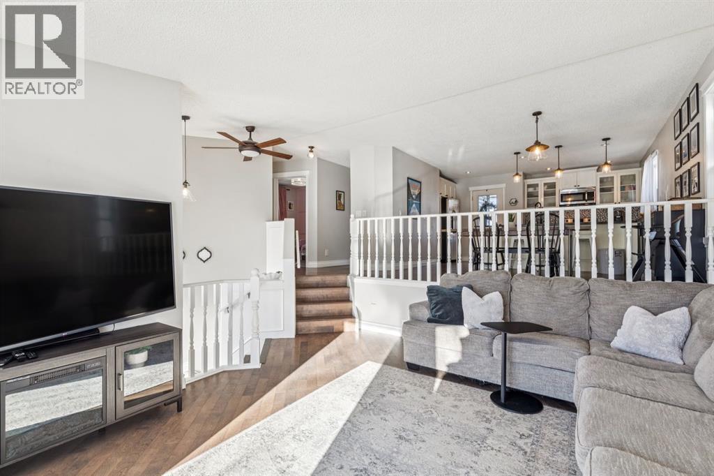 79 Riverglen Way Se, Calgary, Alberta  T2C 3H9 - Photo 6 - A2287570