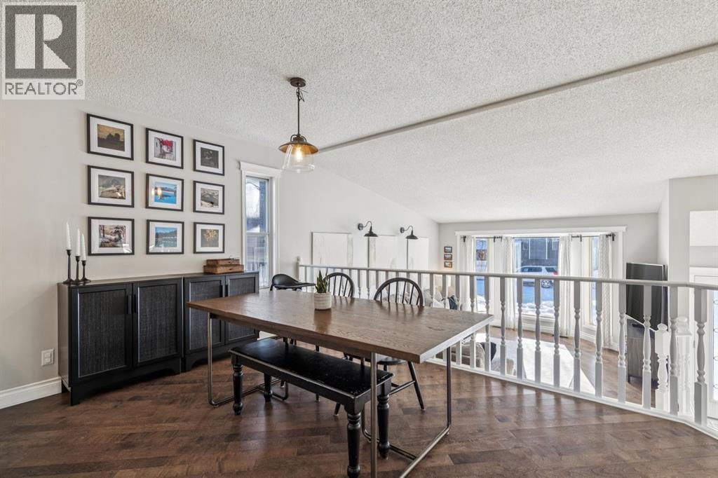 79 Riverglen Way Se, Calgary, Alberta  T2C 3H9 - Photo 9 - A2287570