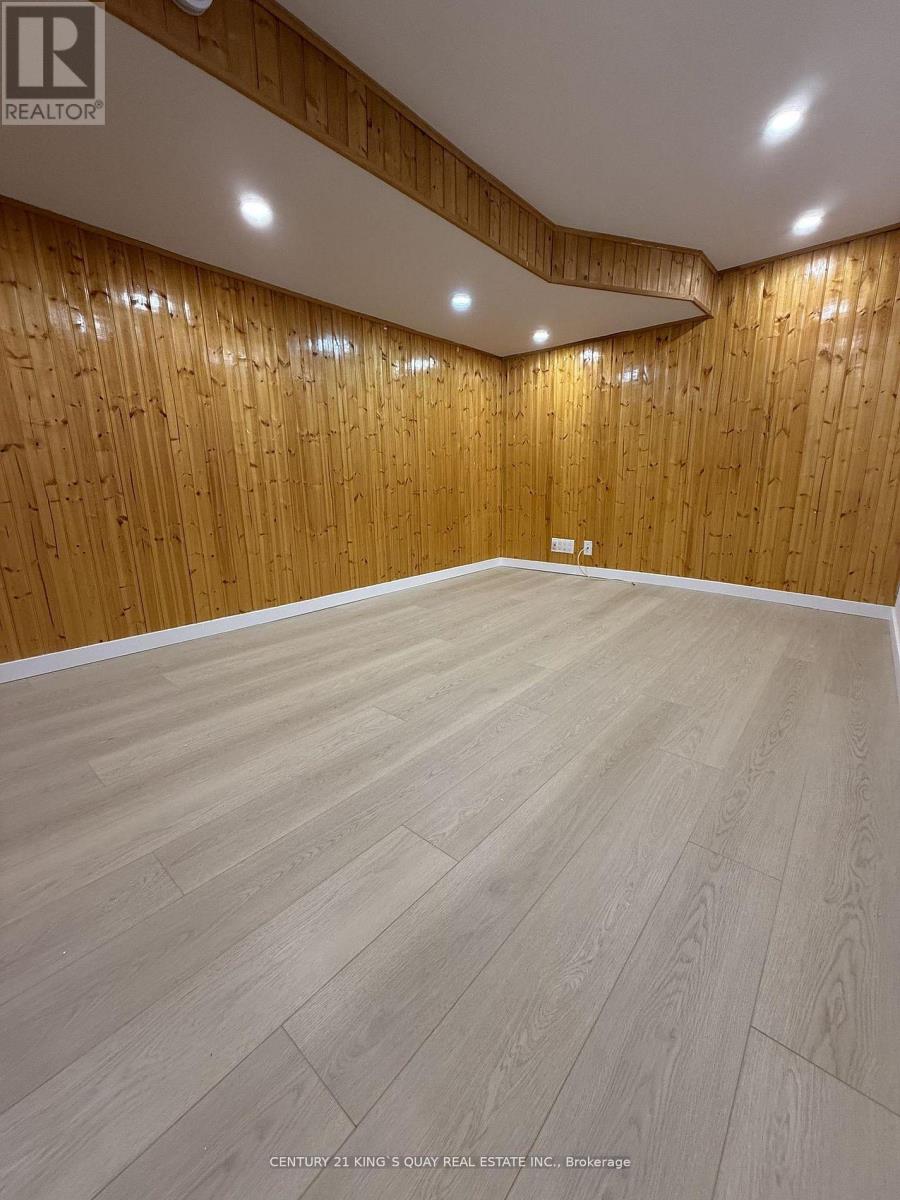 Ll - 357 Taylor Mills Drive N, Richmond Hill, Ontario  L4C 2T8 - Photo 7 - N12778096