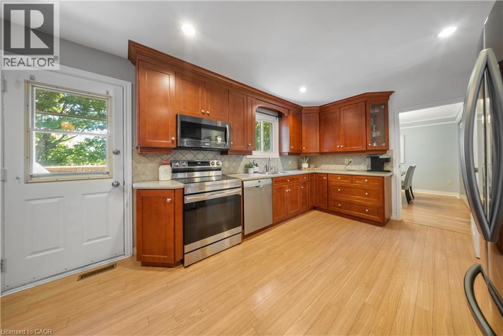 54 Pathfinder Crescent, Kitchener, Ontario  N2P 1S6 - Photo 14 - 40779480