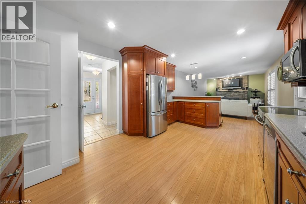 54 Pathfinder Crescent, Kitchener, Ontario  N2P 1S6 - Photo 13 - 40779480