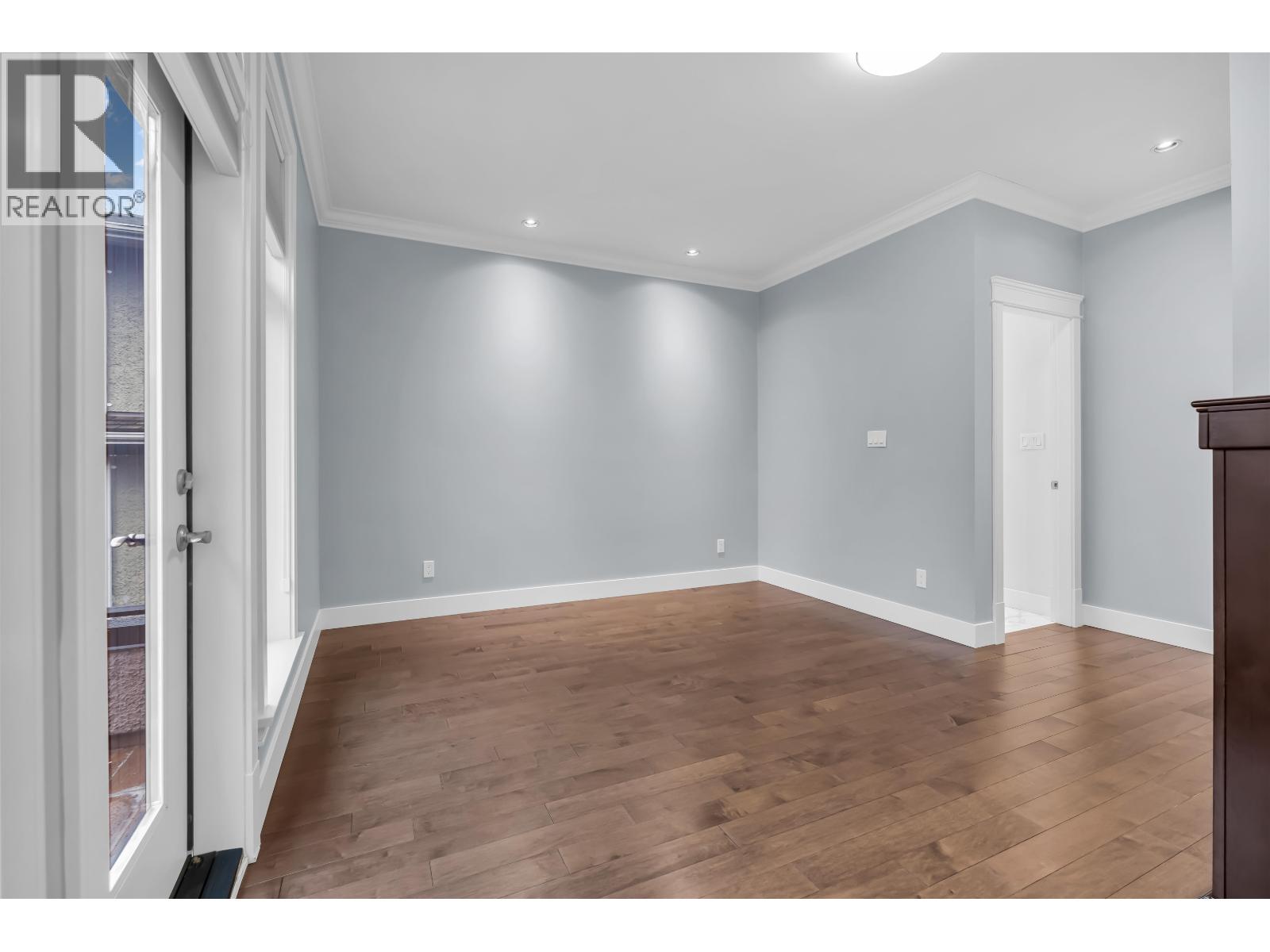 8168 Hunter Street, Burnaby, British Columbia  V5A 2B9 - Photo 23 - R3092426