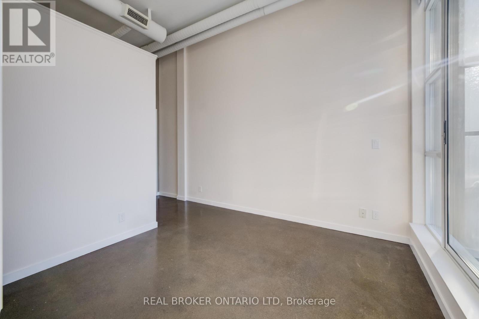 616 - 404 King Street W, Kitchener, Ontario  N2G 1C8 - Photo 18 - X12813832