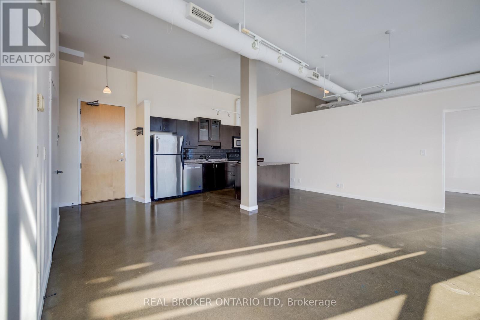 616 - 404 King Street W, Kitchener, Ontario  N2G 1C8 - Photo 6 - X12813832