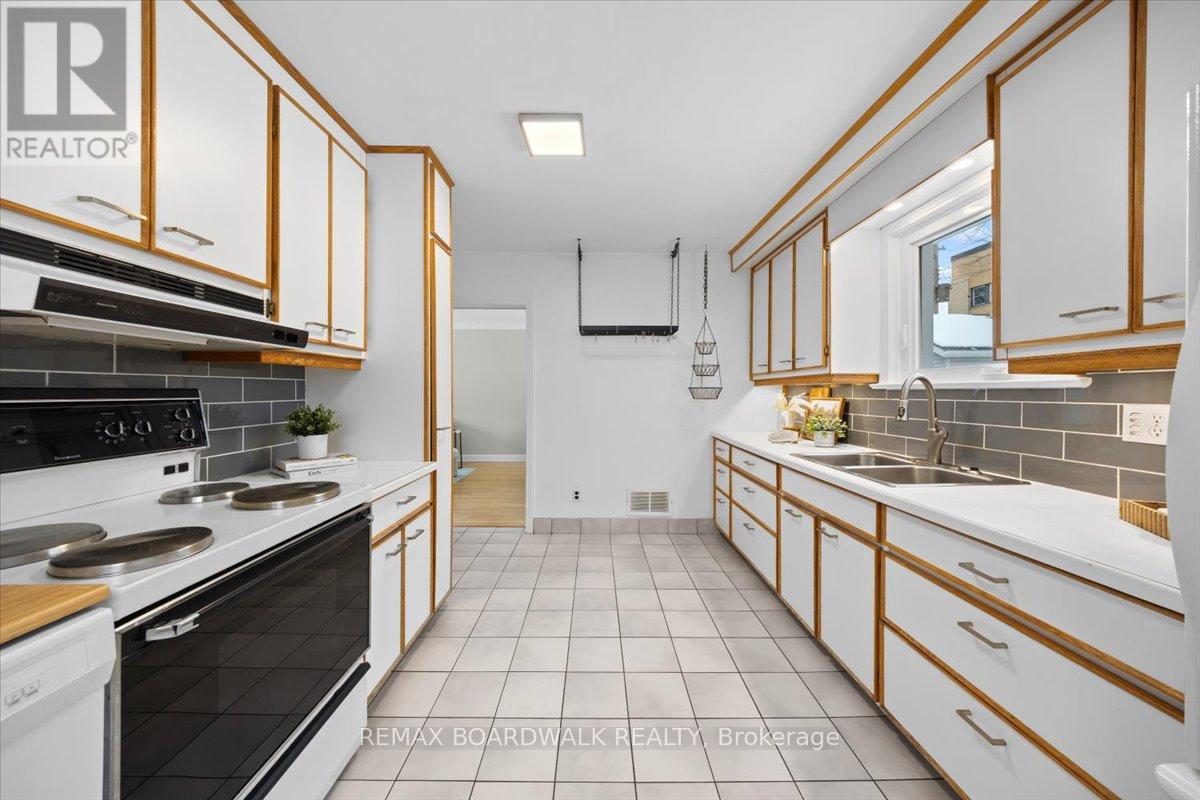 1446 Woodward Avenue, Ottawa, Ontario  K1Z 7W3 - Photo 15 - X12813820